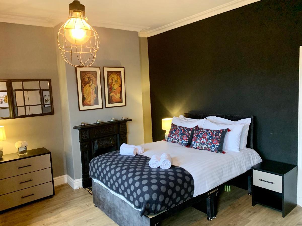 Stamer House By Yourstays, Stylish Quirky House, With 4 Double Bedrooms, Book Now! Stoke-on-Trent 外观 照片
