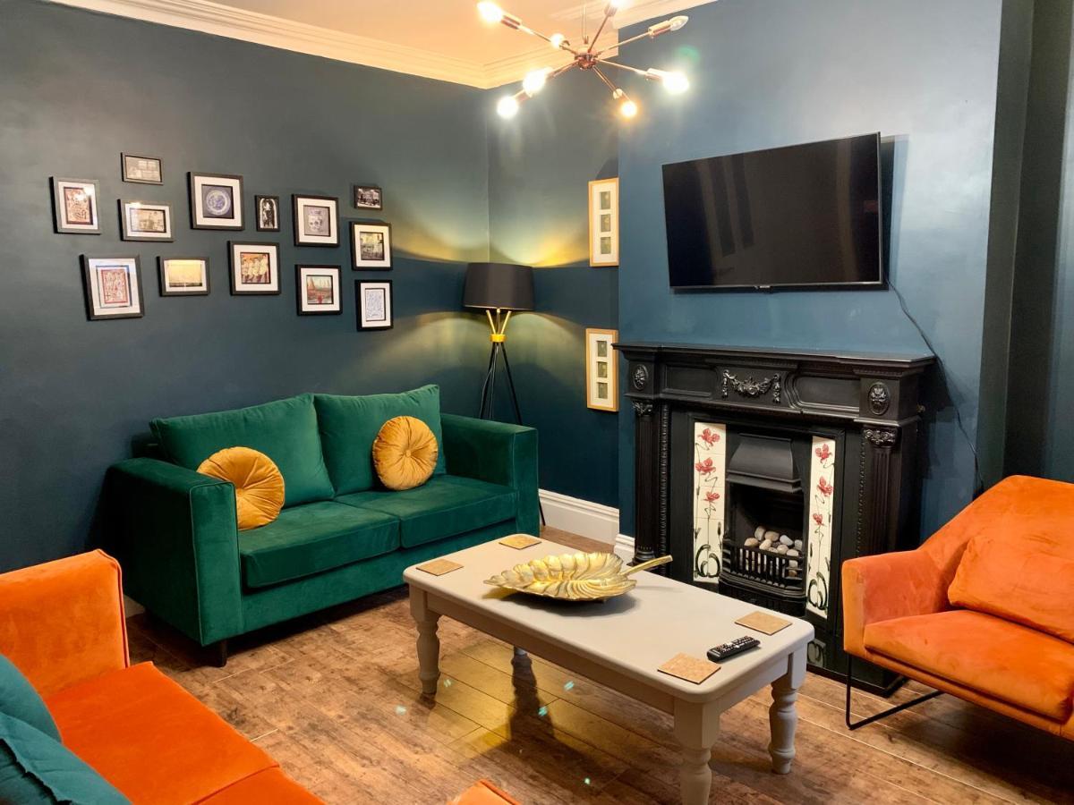 Stamer House By Yourstays, Stylish Quirky House, With 4 Double Bedrooms, Book Now! Stoke-on-Trent 外观 照片
